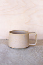 Load image into Gallery viewer, Short Mitt mug 12oz - Oatmeal
