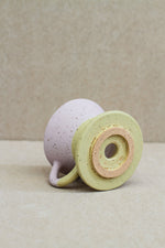 Load image into Gallery viewer, Coffee Pour over - Banana &amp; Dusty pink
